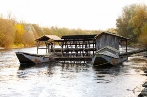 Schiffsmühle: http://www.centerduo.si/tic/node/17